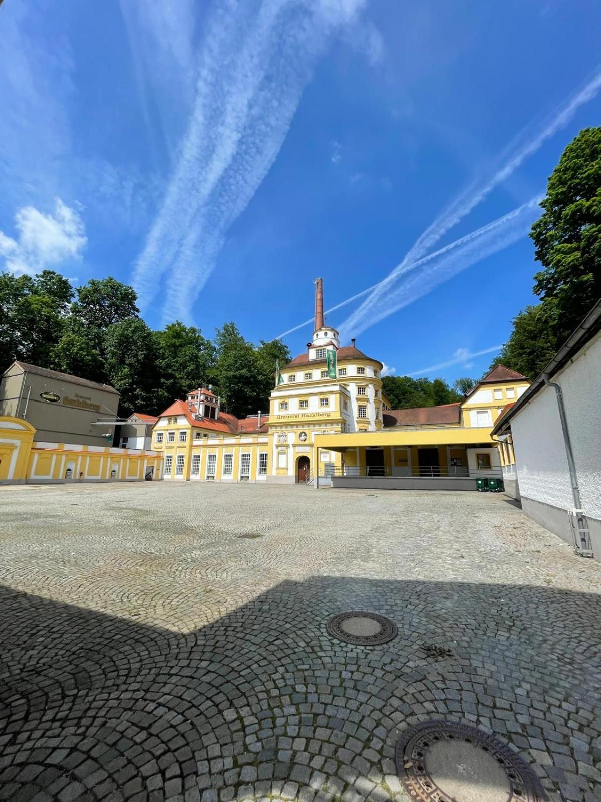 Doreyhome P3 - Modernes Charmantes Apartment Passau